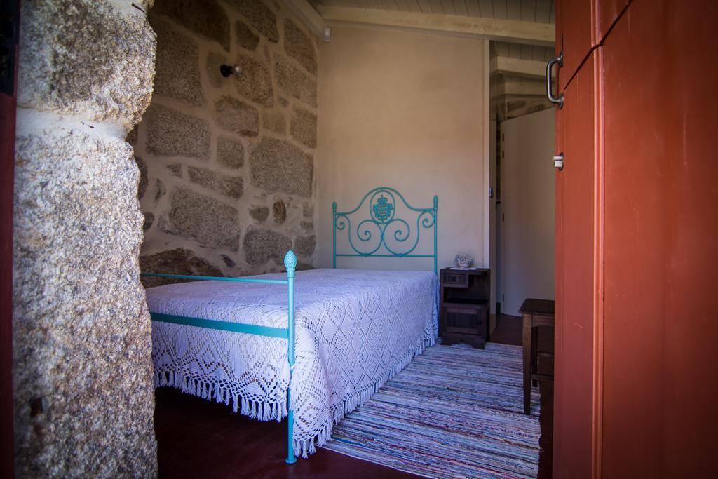 Gasthaus Casas Dos Avos Vale de Cambra Zimmer foto