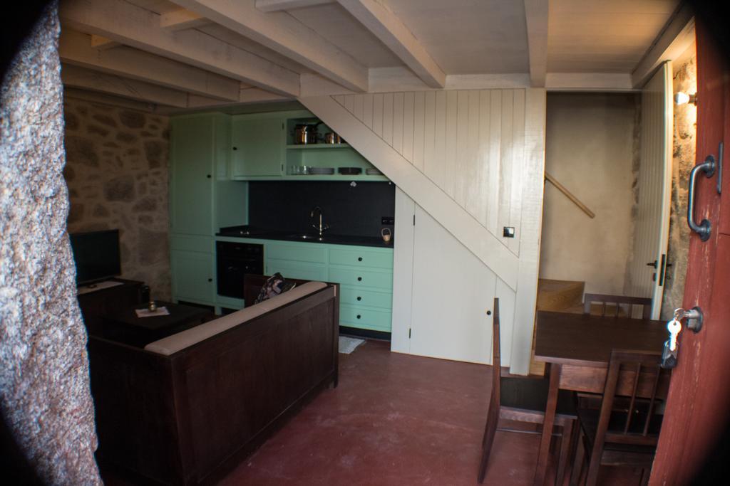 Gasthaus Casas Dos Avos Vale de Cambra Zimmer foto