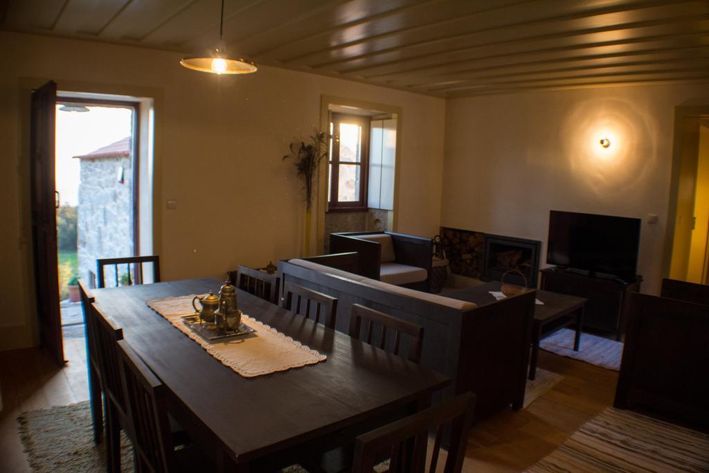 Gasthaus Casas Dos Avos Vale de Cambra Zimmer foto