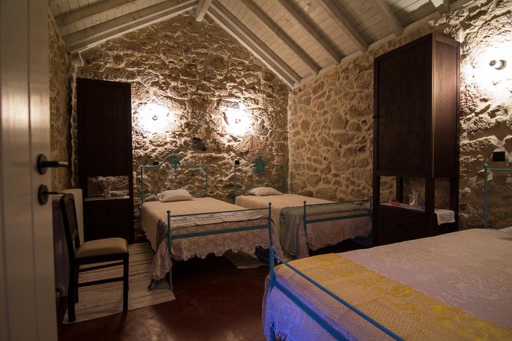 Gasthaus Casas Dos Avos Vale de Cambra Zimmer foto